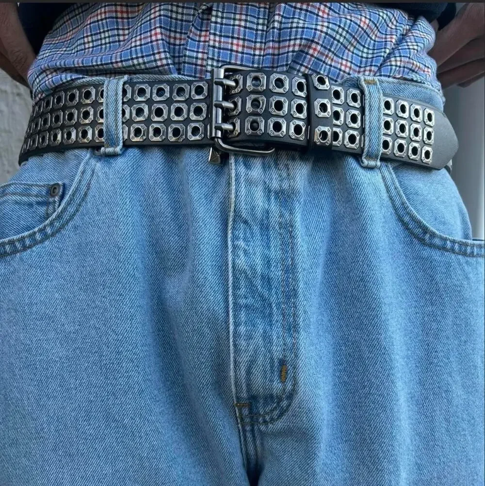 Black Studded Unisex Belt Silver Grommets Rocker Chic Punk Grunge Y2K NWOT Sz 32